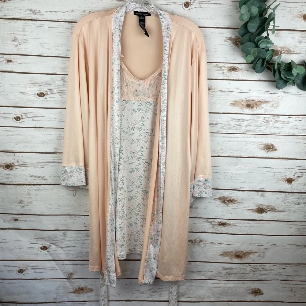 NANETTE LEPORE Short Pale Pink and Green Robe and Nightgown Set size Medium
